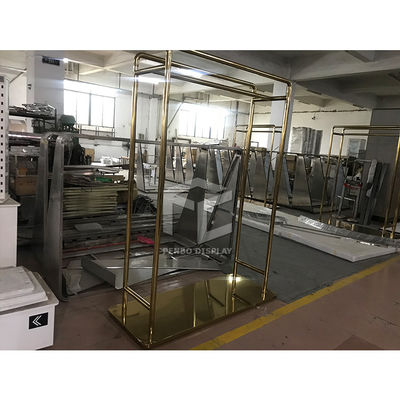 CNC Iron Garment Store Display Stands Racks T4 Lighting
