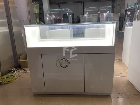 T4 LED Jewelry Shop Furniture 500*500mm Display Case Counter