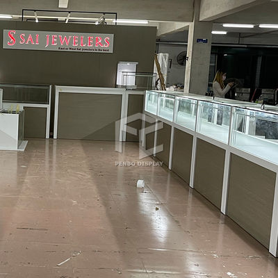 Electroplated Jewellery Shop Furniture Lockable Jewellery Display Cabinet