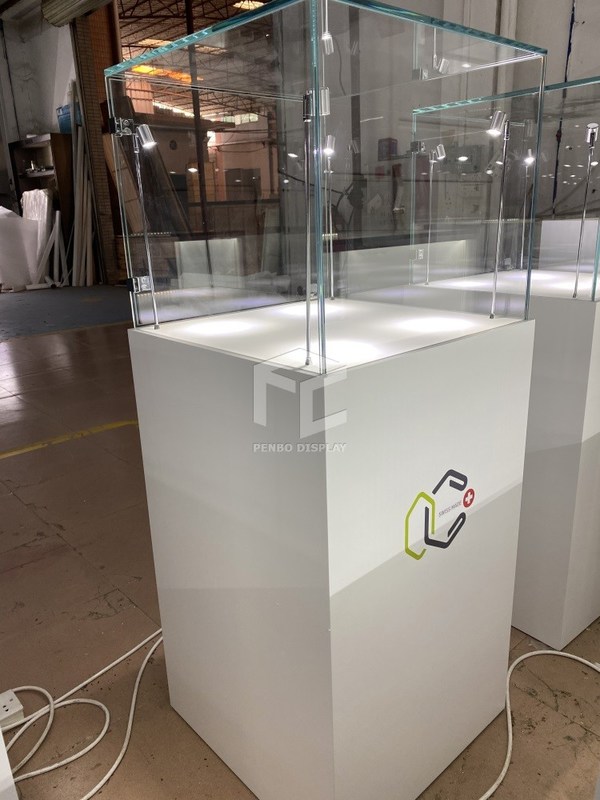 ODM Retail Jewelry Shop Furniture Design 8mm Thick MDF