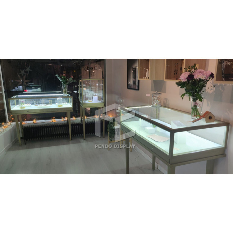 1200mm Long Elegant Jewelry Shop Furniture Display Counter Design 1050mm High ODM